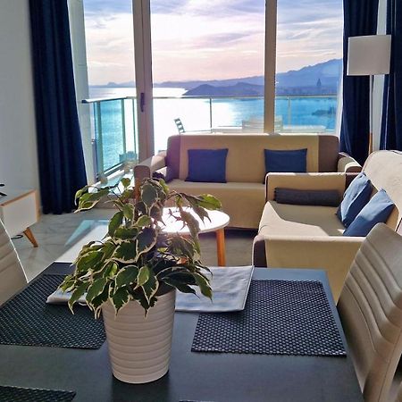 Skyline 26 Stunning Sea Views From A 2-Bedroom Apartment On The 26Th Floor Benidorm Eksteriør bilde