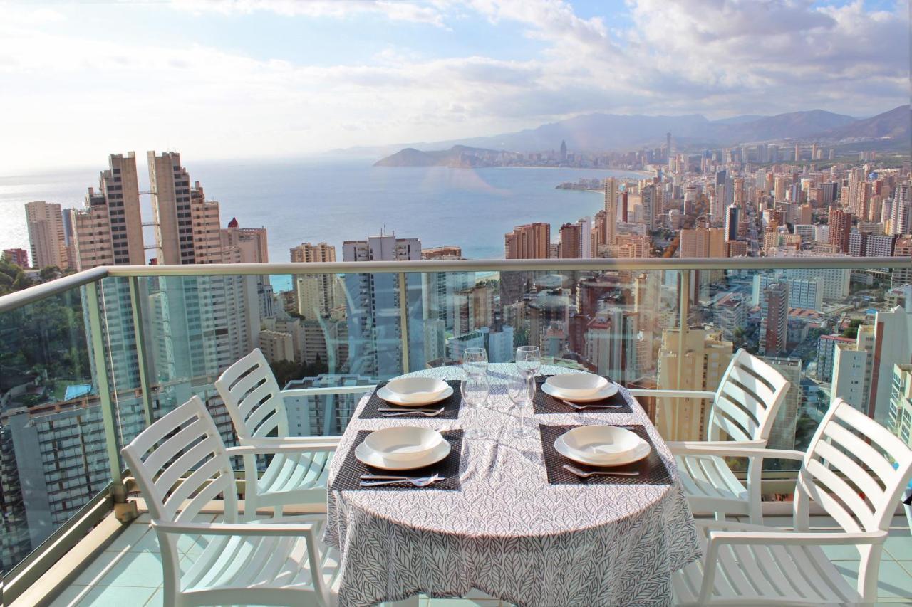 Skyline 26 Stunning Sea Views From A 2-Bedroom Apartment On The 26Th Floor Benidorm Eksteriør bilde