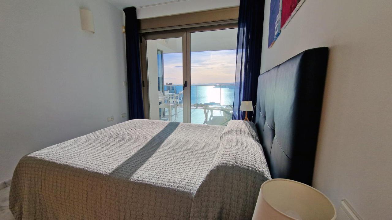 Skyline 26 Stunning Sea Views From A 2-Bedroom Apartment On The 26Th Floor Benidorm Eksteriør bilde