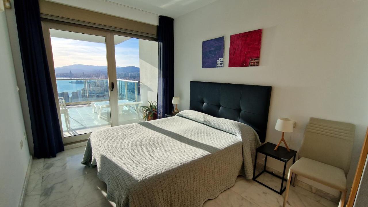 Skyline 26 Stunning Sea Views From A 2-Bedroom Apartment On The 26Th Floor Benidorm Eksteriør bilde